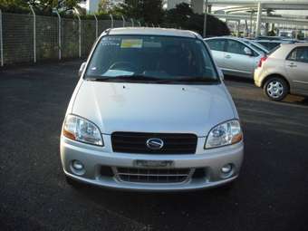 2003 Suzuki Swift Pics