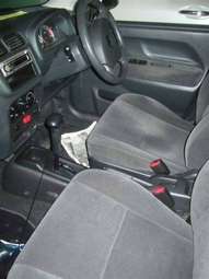 2003 Suzuki Swift Pictures