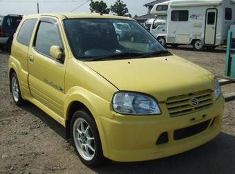 2003 Suzuki Swift Pictures