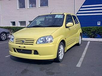 2003 Suzuki Swift Photos
