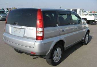 2003 Suzuki Swift Photos