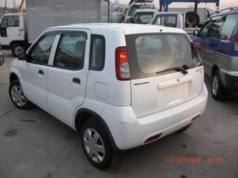 2003 Suzuki Swift Pictures