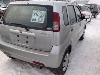 2003 Suzuki Swift Photos