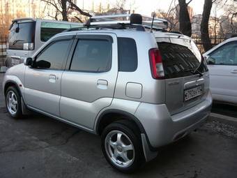 2003 Suzuki Swift Pictures