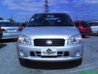 2003 Suzuki Swift Pictures