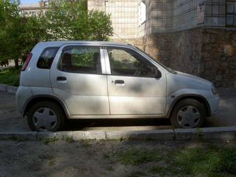 2003 Suzuki Swift Pictures