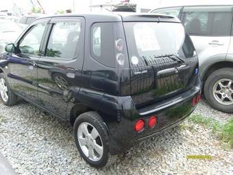 2003 Suzuki Swift Photos