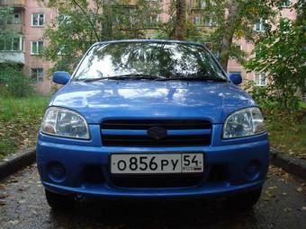 2003 Suzuki Swift Pictures