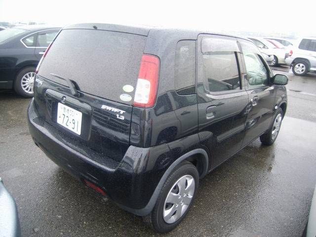 2004 Suzuki Swift