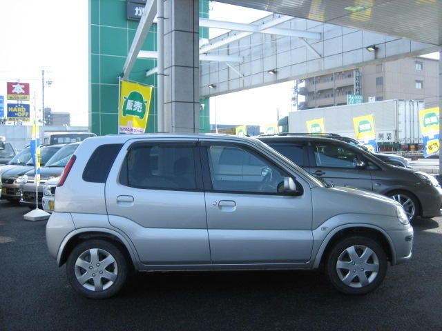 2004 Suzuki Swift