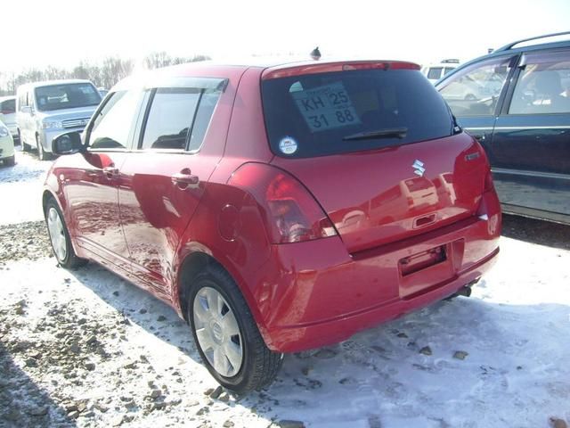 2004 Suzuki Swift