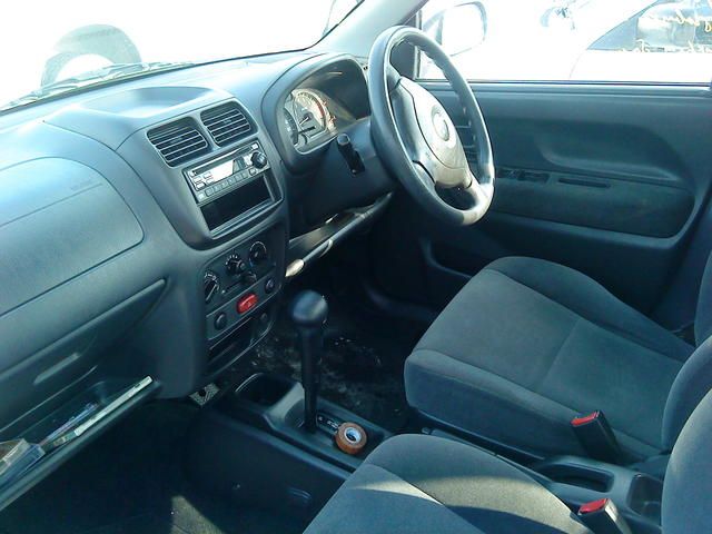 2004 Suzuki Swift