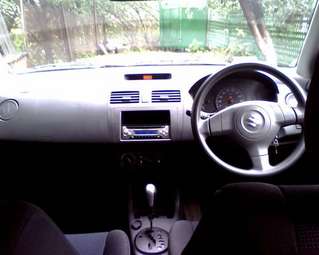 2004 Swift