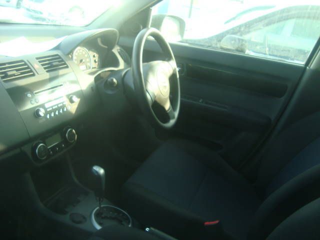 2004 Suzuki Swift