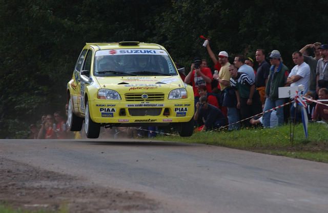 2004 Suzuki Swift