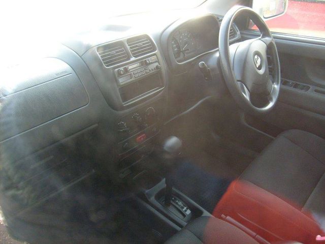 2004 Suzuki Swift