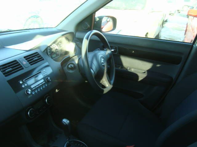 2004 Suzuki Swift