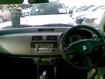 2004 Suzuki Swift Wallpapers