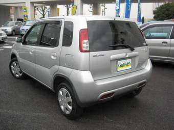 2004 Suzuki Swift Pictures