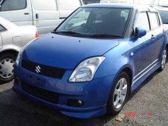 2004 Suzuki Swift Photos