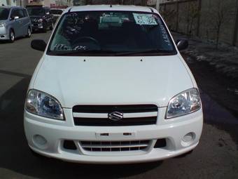 2004 Suzuki Swift Pictures
