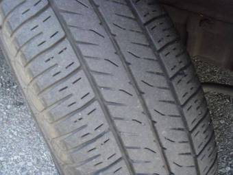 2004 Suzuki Swift Pictures