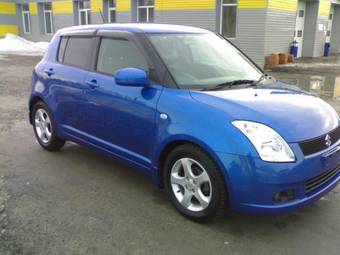 2004 Suzuki Swift Pictures