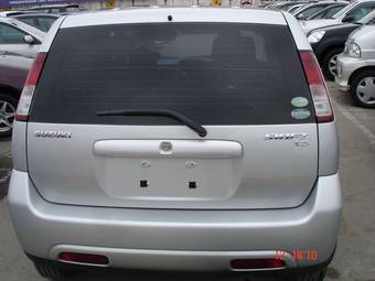 2004 Suzuki Swift Pictures