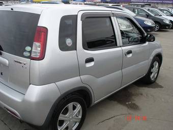 2004 Suzuki Swift Photos