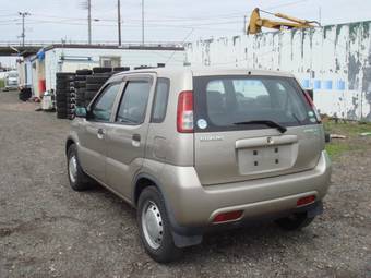 2004 Suzuki Swift Pictures