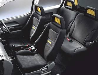 2004 Suzuki Swift Pictures