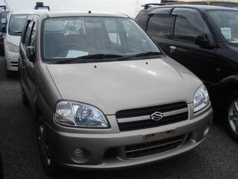 2004 Suzuki Swift Pictures