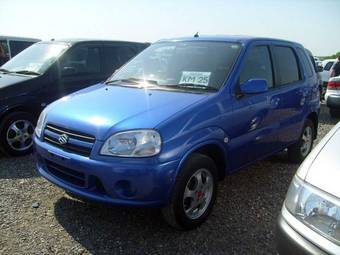 2004 Suzuki Swift Photos