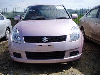 2004 Suzuki Swift Photos