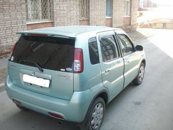 2004 Suzuki Swift Pictures