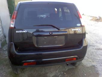 2004 Suzuki Swift Photos