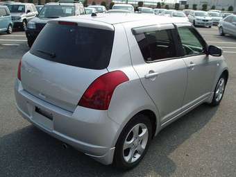 2005 Swift