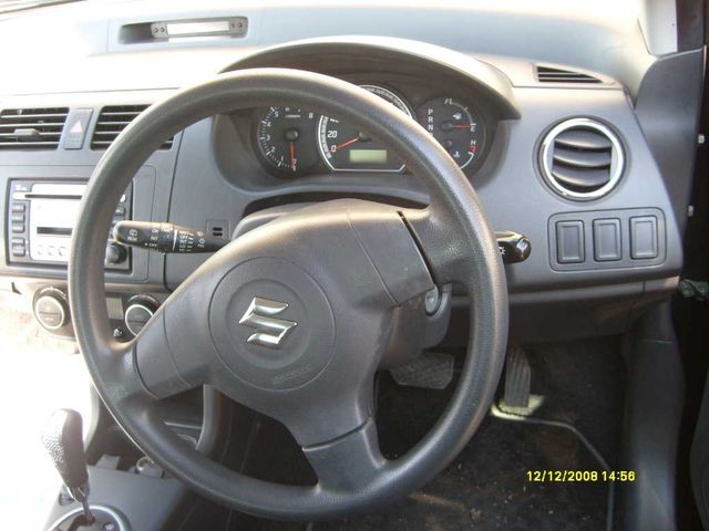 2005 Suzuki Swift