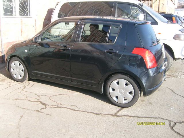 2005 Suzuki Swift