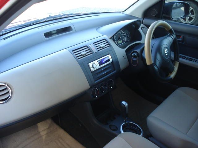 2005 Suzuki Swift