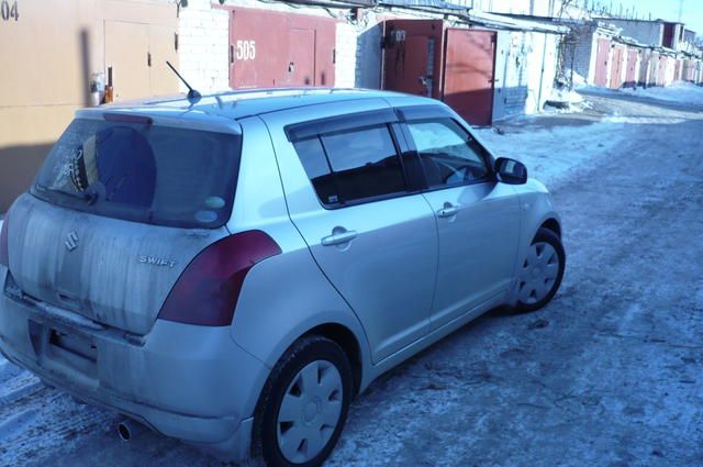 2005 Suzuki Swift