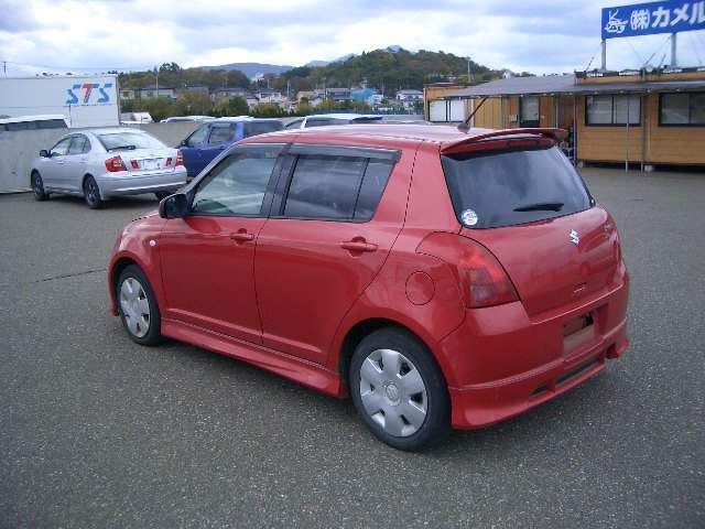 2005 Suzuki Swift