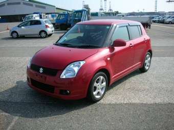 2005 Suzuki Swift Pictures