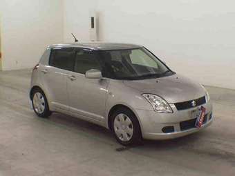 2005 Suzuki Swift Pics