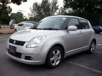 2005 Suzuki Swift Pictures