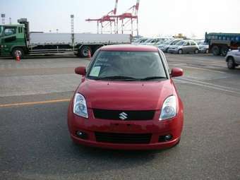 2005 Suzuki Swift Pictures