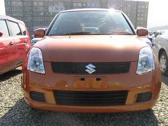 2005 Suzuki Swift Pictures