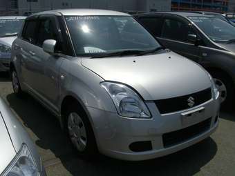 2005 Suzuki Swift Pics