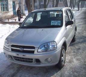 2005 Suzuki Swift Pictures