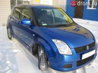 2005 Suzuki Swift Pictures